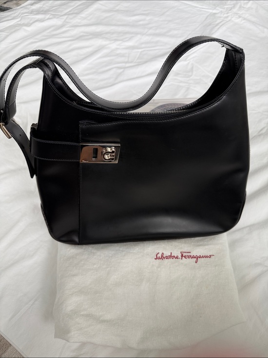 Salvatore Ferragamo Handbags - Salvatore Ferragamo Black Leather Shoulder Hobo with Signature Turnlock